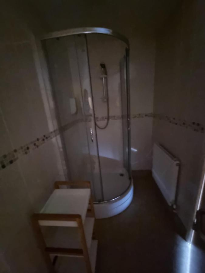 Kings Arms Guest House 埃布韦尔 外观 照片
